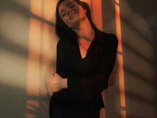 Erotyczny czat wideo RainyShin