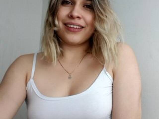 Zrzuty ekranu transmisji RaquelForner