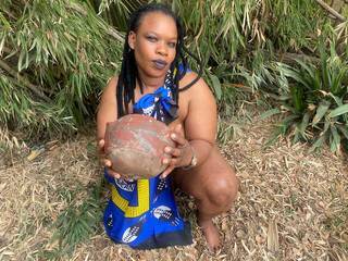 Erotyczny czat wideo RatchetBooty