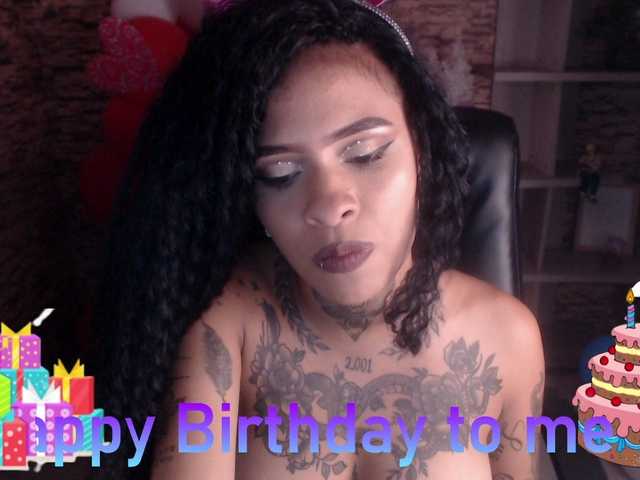 Zdjęcia RaychelLennox ebonylatinabig assbig boobs ebony, young, hairysohw squirt for 1000 tkns