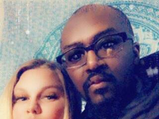 Erotyczny czat wideo RayStrokesLB