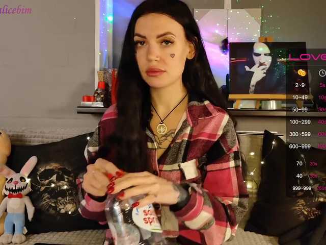 Zrzuty ekranu transmisji RockBelyash