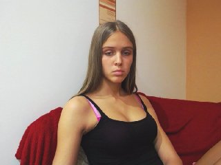 Zdjęcia rebecayoung WELCOME GUYS HERE;) 18 Y.O CUMSHOW 100 TOKENS