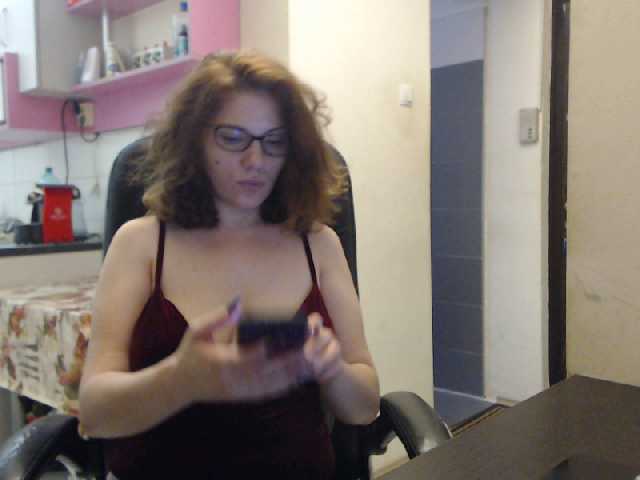 Zrzuty ekranu transmisji Red_rose693