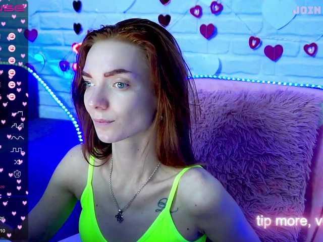 Zdjęcia redheadgirl My last broadcast today lets have fun