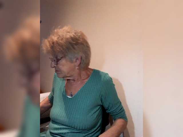 Zrzuty ekranu transmisji Reife-dame