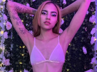 Erotyczny czat wideo RemiDarklace