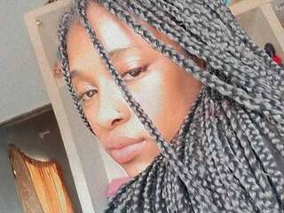 Erotyczny czat wideo Rihana-28