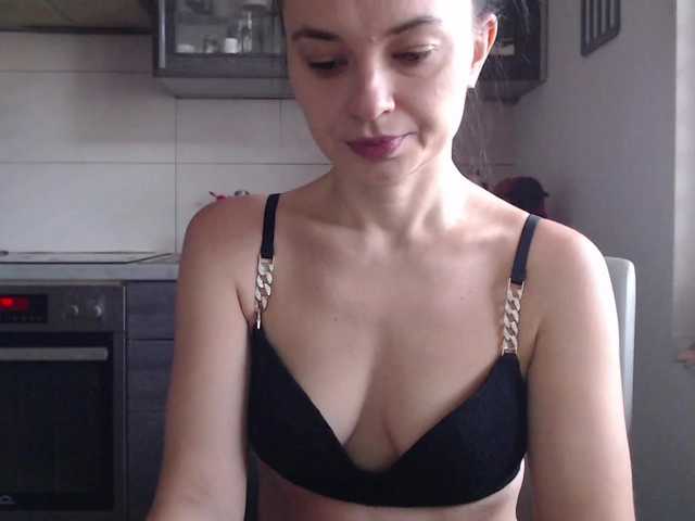 Zrzuty ekranu transmisji Tifffannny