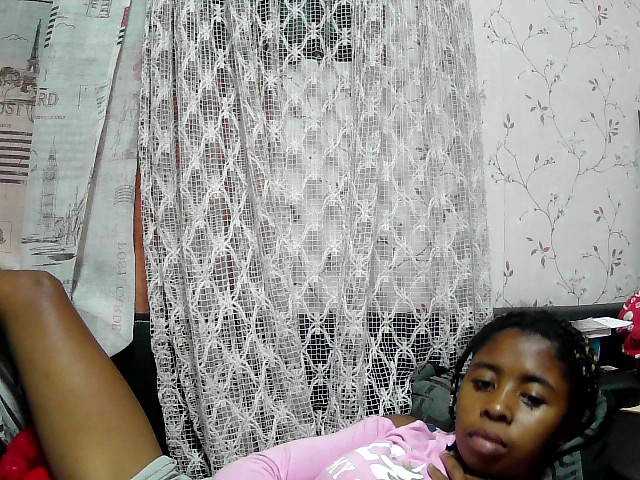 Zrzuty ekranu transmisji Robie3