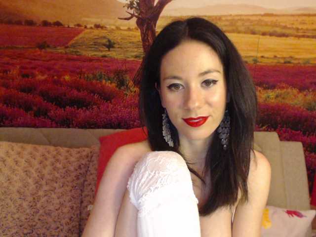 Zdjęcia Roselyn12 Hello to all ... welcome you ;-) ...70 tokens - Striptease , 150 tokens - Anal jewel , 200 tokens - big dildo in my pussy, 200 tokens - dildo in my ass