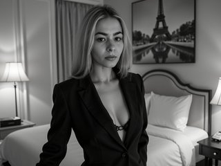 Erotyczny czat wideo RosieJune