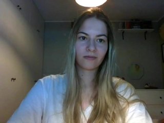 Erotyczny czat wideo RosieJune