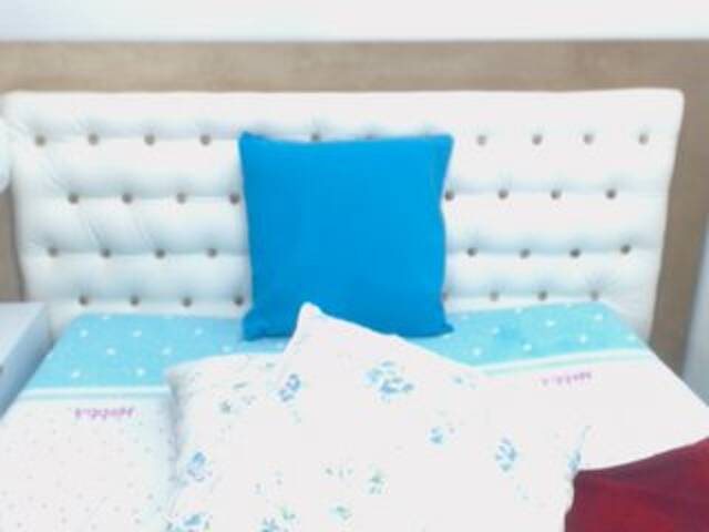 Zrzuty ekranu transmisji RosieLuxe