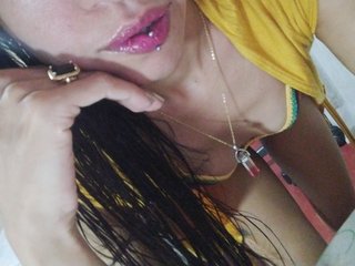 Erotyczny czat wideo RousW