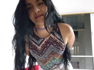 Erotyczny czat wideo RoxanaDiaz