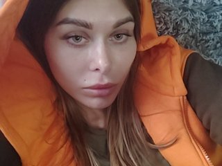 Zdjęcia RoxaneOBloom Hey guys!:) Goal- #Dance #hot #pvt #c2c #fetish #feet #roleplay Tip to add at friendlist and for requests!