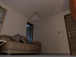 Erotyczny czat wideo RoxanneHill