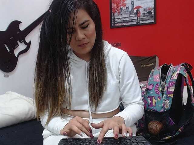 Zrzuty ekranu transmisji Roxy-Spencer