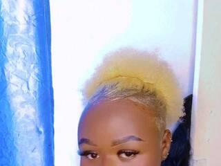 Erotyczny czat wideo Roxylola23