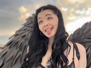 Erotyczny czat wideo RoxyNilll