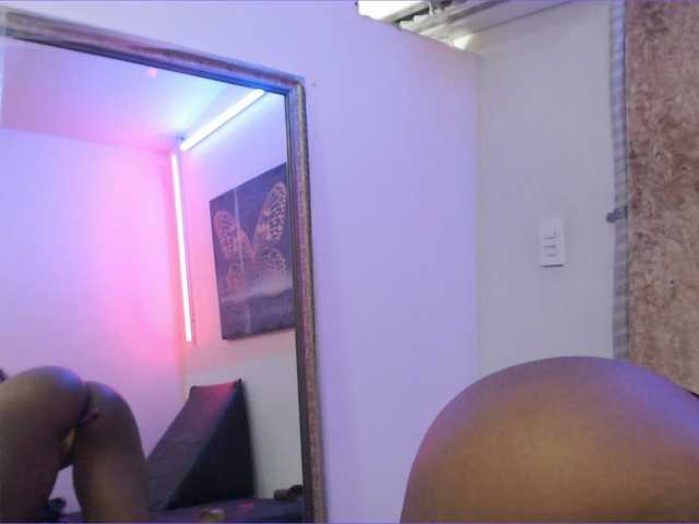 Zdjęcia Rubijonas95 Welcome to my room, fuck my tits by (111) tokens♥ #ebony #new #latina #lovense #toy