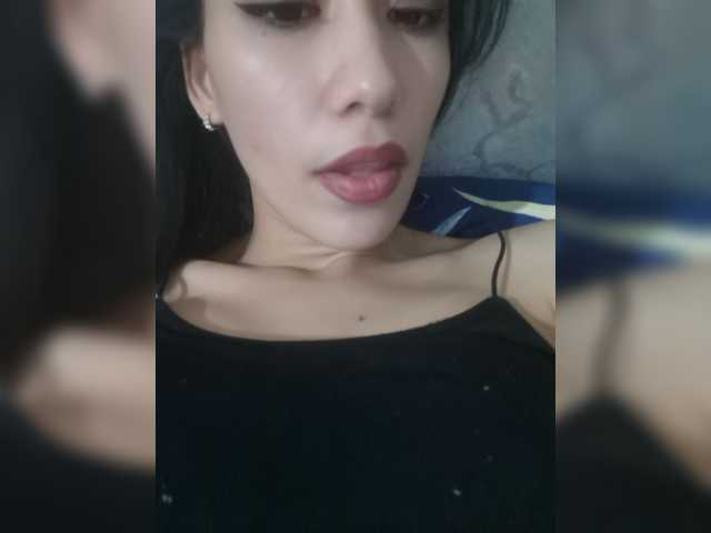 Zrzuty ekranu transmisji RuthAhGlamor