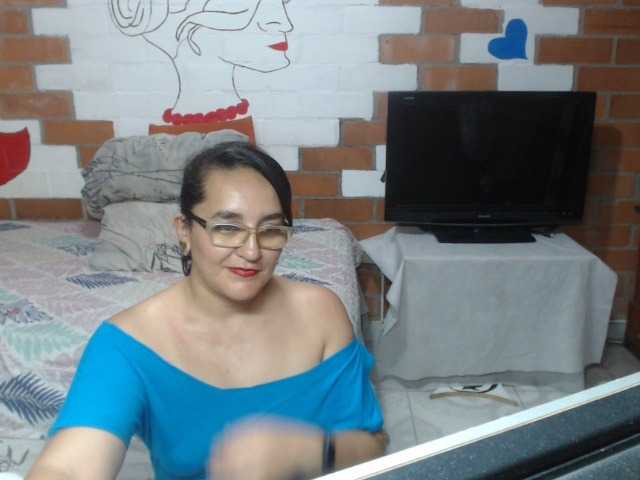 Zrzuty ekranu transmisji SaimaJayeb