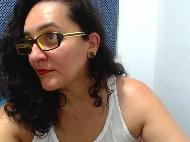 Zrzuty ekranu transmisji SaimaJayeb