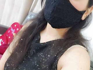 Erotyczny czat wideo Sairakhan95