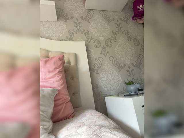 Zrzuty ekranu transmisji SallyeLeins