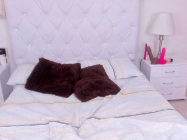 Zrzuty ekranu transmisji SalomeBaker