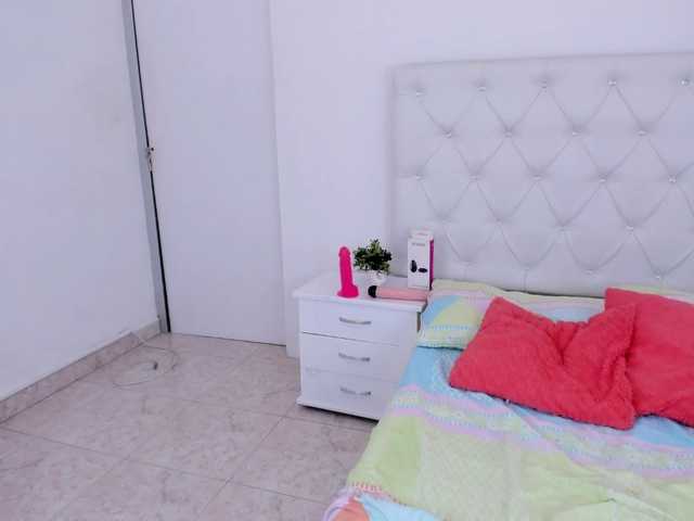 Zrzuty ekranu transmisji SalomeBaker