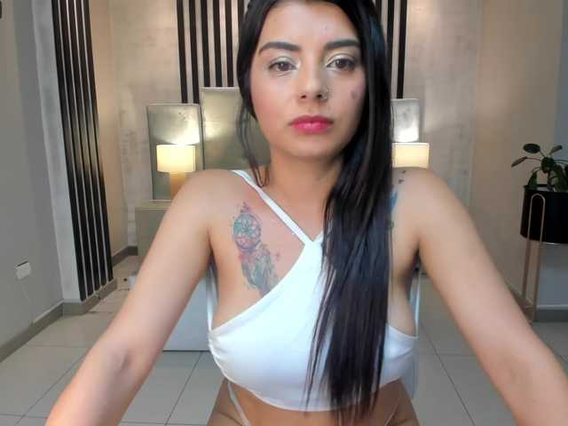 Zdjęcia SamanthaGrand ♥ My body wants to feel your touch. Let’s have fun! ♥ IG @samantha.grandcm ♥ At goal Ride dildo ♥ @remain