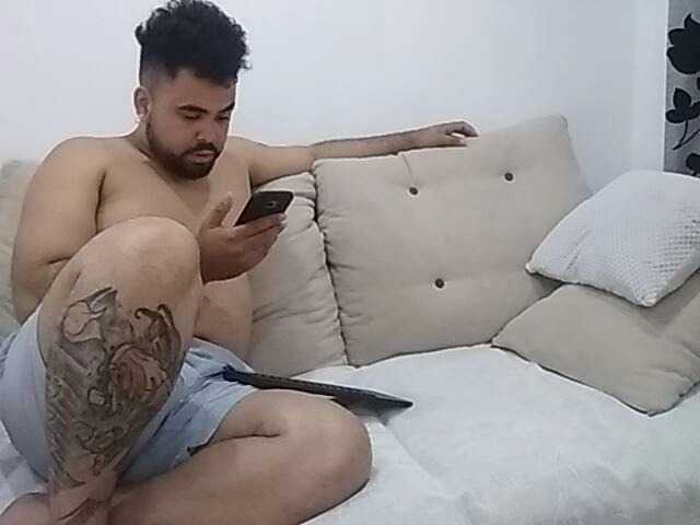 Zrzuty ekranu transmisji samantharoom