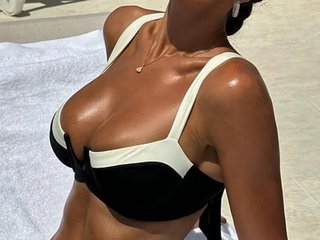 Erotyczny czat wideo Samara-hot24