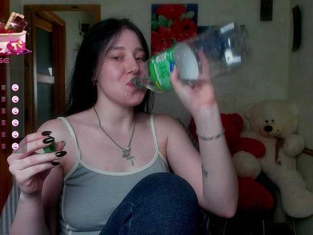 Zrzuty ekranu transmisji Sandygoldens