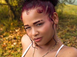 Erotyczny czat wideo Sara-Walsh