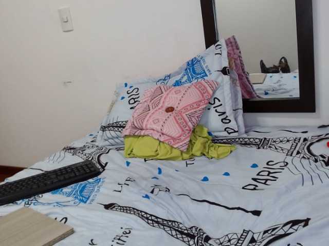 Zrzuty ekranu transmisji Sara1Sofia22