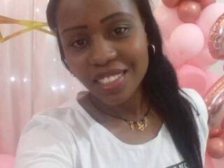 Erotyczny czat wideo Sara72