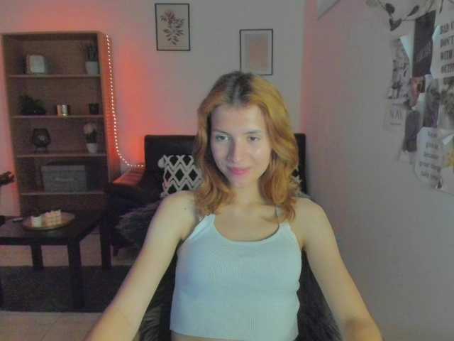 Zdjęcia SaraJaay18 Lets have some #naughy fun togeother #horny #perfectboobs #teen #pvt #tpvt