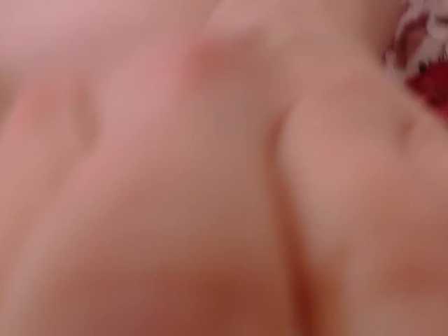 Zrzuty ekranu transmisji SaraJae