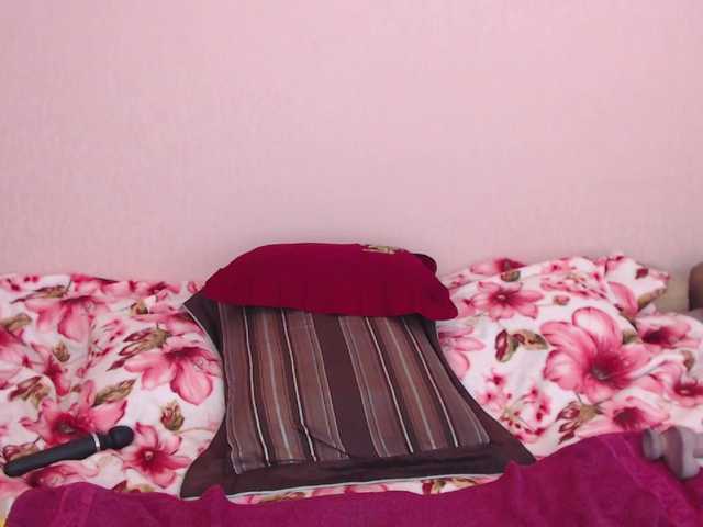 Zrzuty ekranu transmisji SaraJae