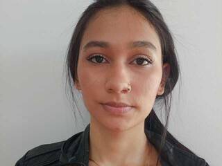 Erotyczny czat wideo saralione