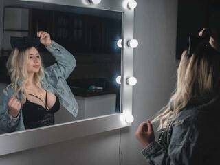 Erotyczny czat wideo Sasha-Lorent