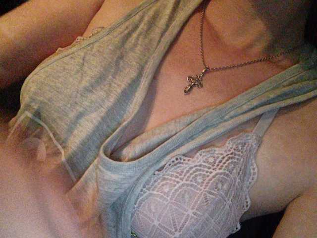 Zrzuty ekranu transmisji Sasha-Model2