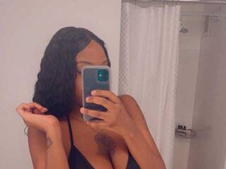 Erotyczny czat wideo SashaMalone