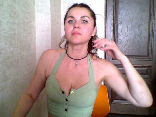 Zrzuty ekranu transmisji SashaSquirt1