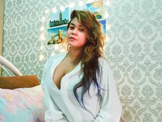 Erotyczny czat wideo SassyClit