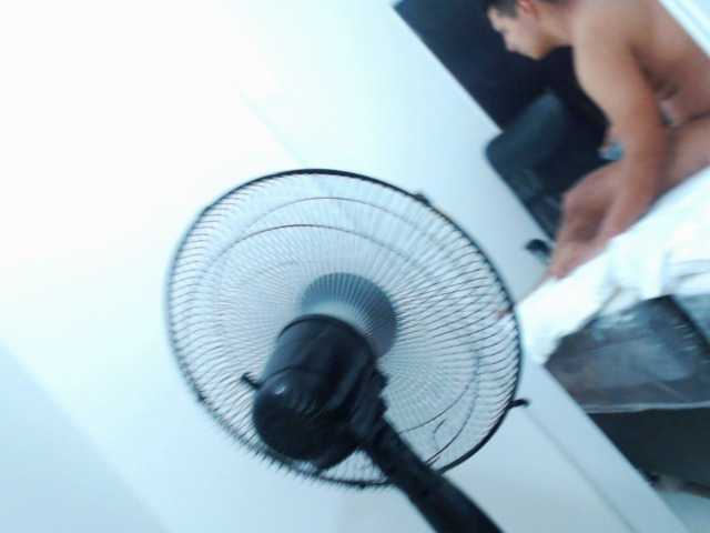 Zrzuty ekranu transmisji scarletandmax